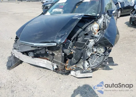 2006 Acura Rl 3.5 z USA, uszkodzony, nr VIN JH4KB16546C008278